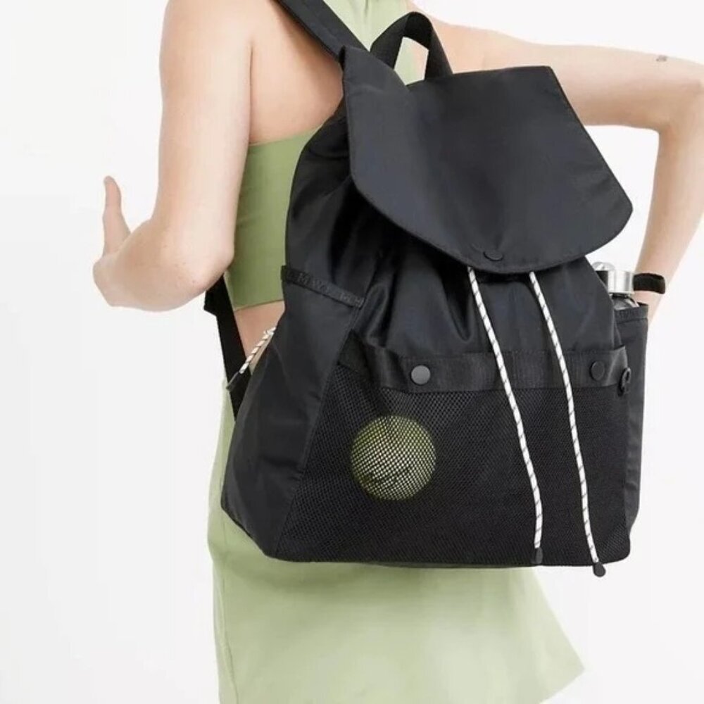 Madewell The MWL (Re)Sourced Ripstop Nylon Backpack Black